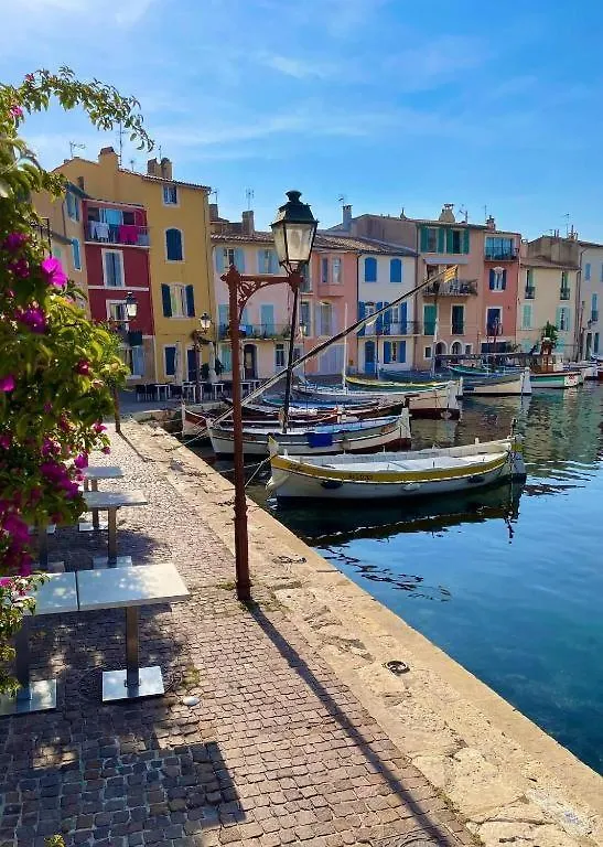 Les Hebergements De La Plage En Ville Martigues Apartment